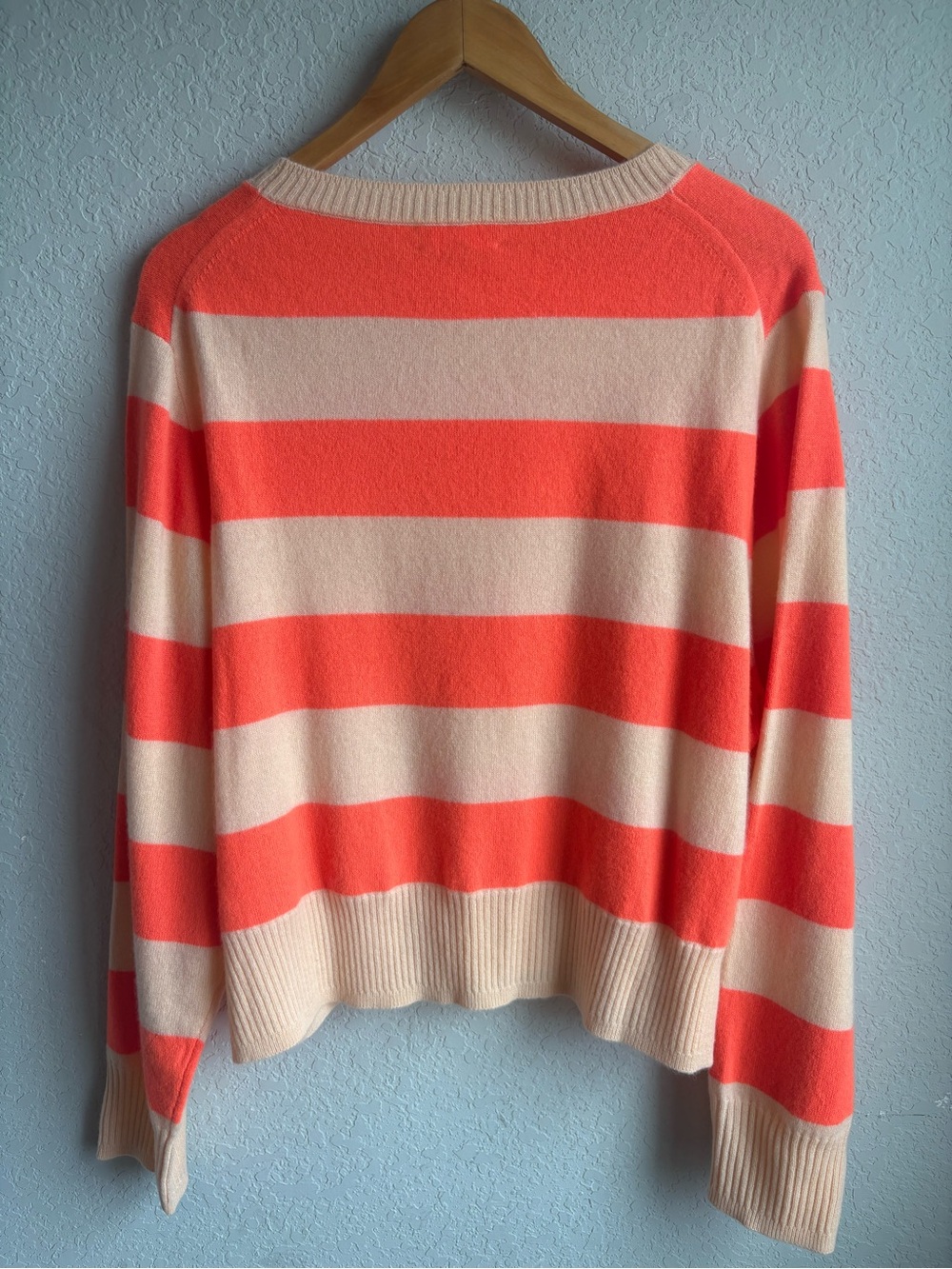 J.Crew 100% Cashmere Neon Coral & Blush Striped Sweater Size 3X - Picture 3 of 6
